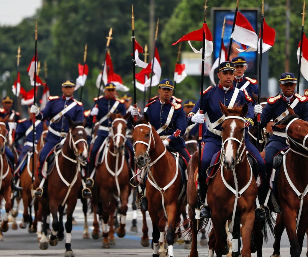 Tradicional desfile cívico-militar é realizado no Rio de Janeiro